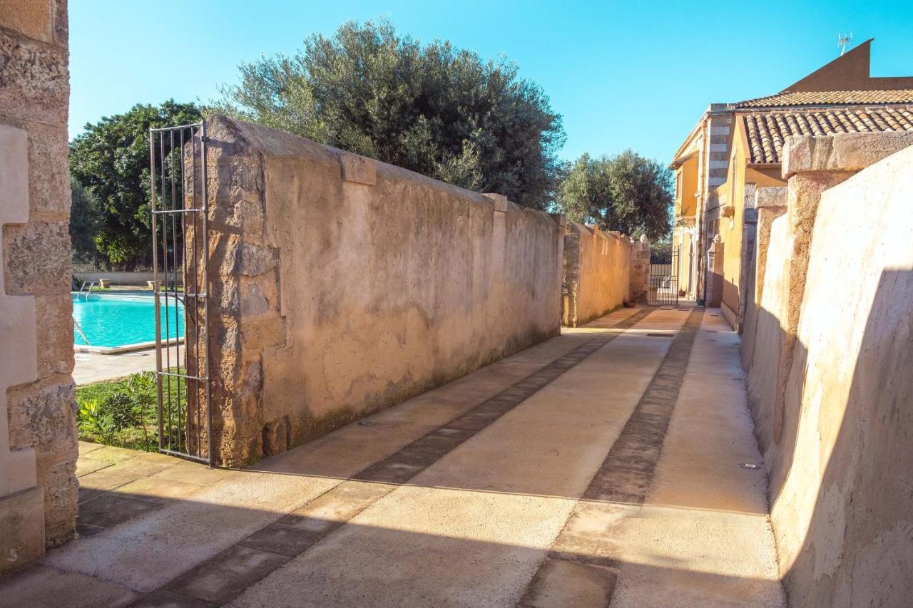 Masseria Testaferrata Сиракуза Екстериор снимка